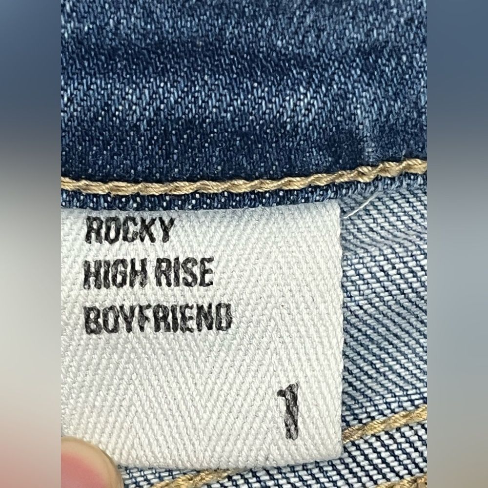 Eunina Light Blue Distressed Rocky High Rise Boyfriend Jeans Women’s Size 1 - Picture 12 of 16